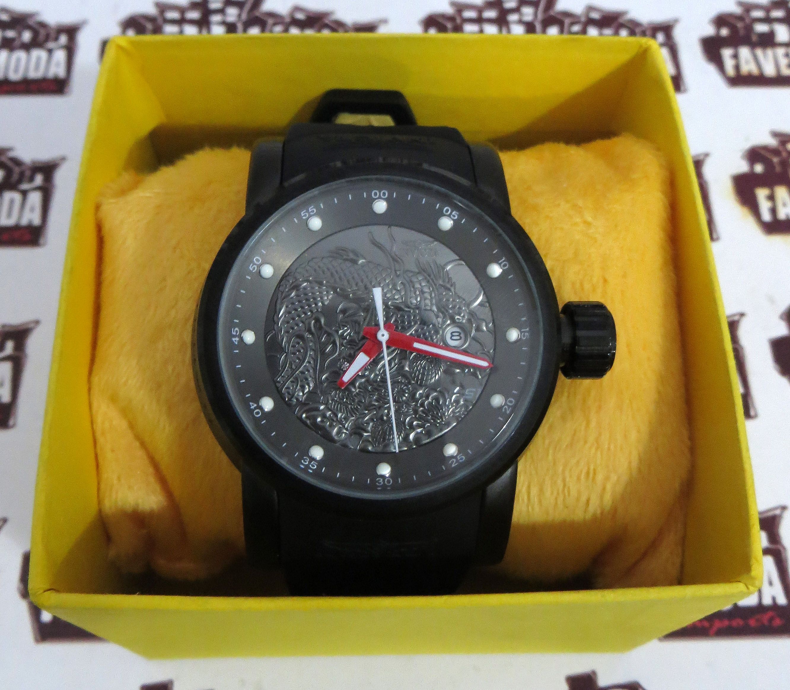invicta dragon preto