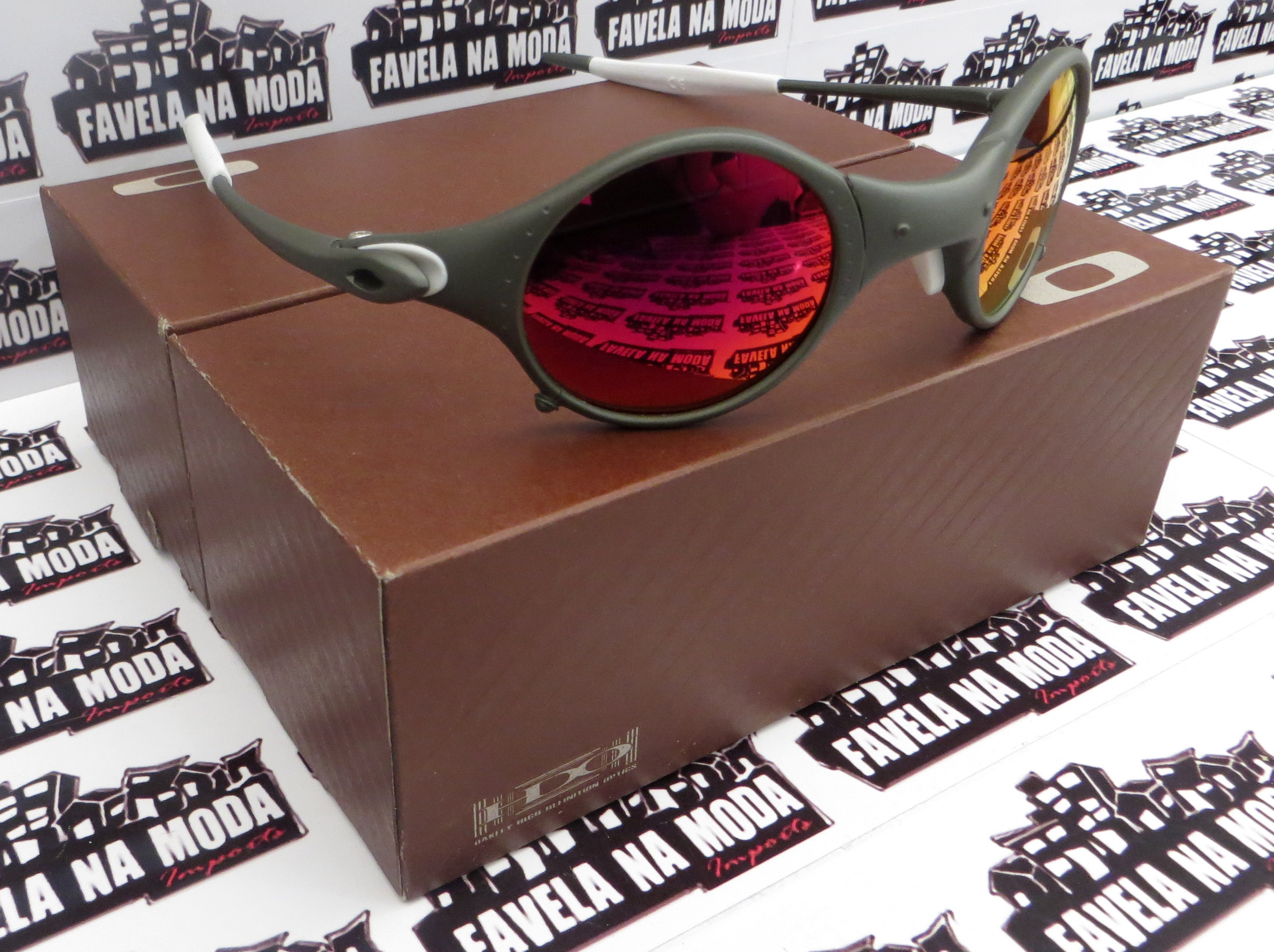 Óculos Oakley Mars - X-Metal / Dark Ruby / Borrachas Brancas