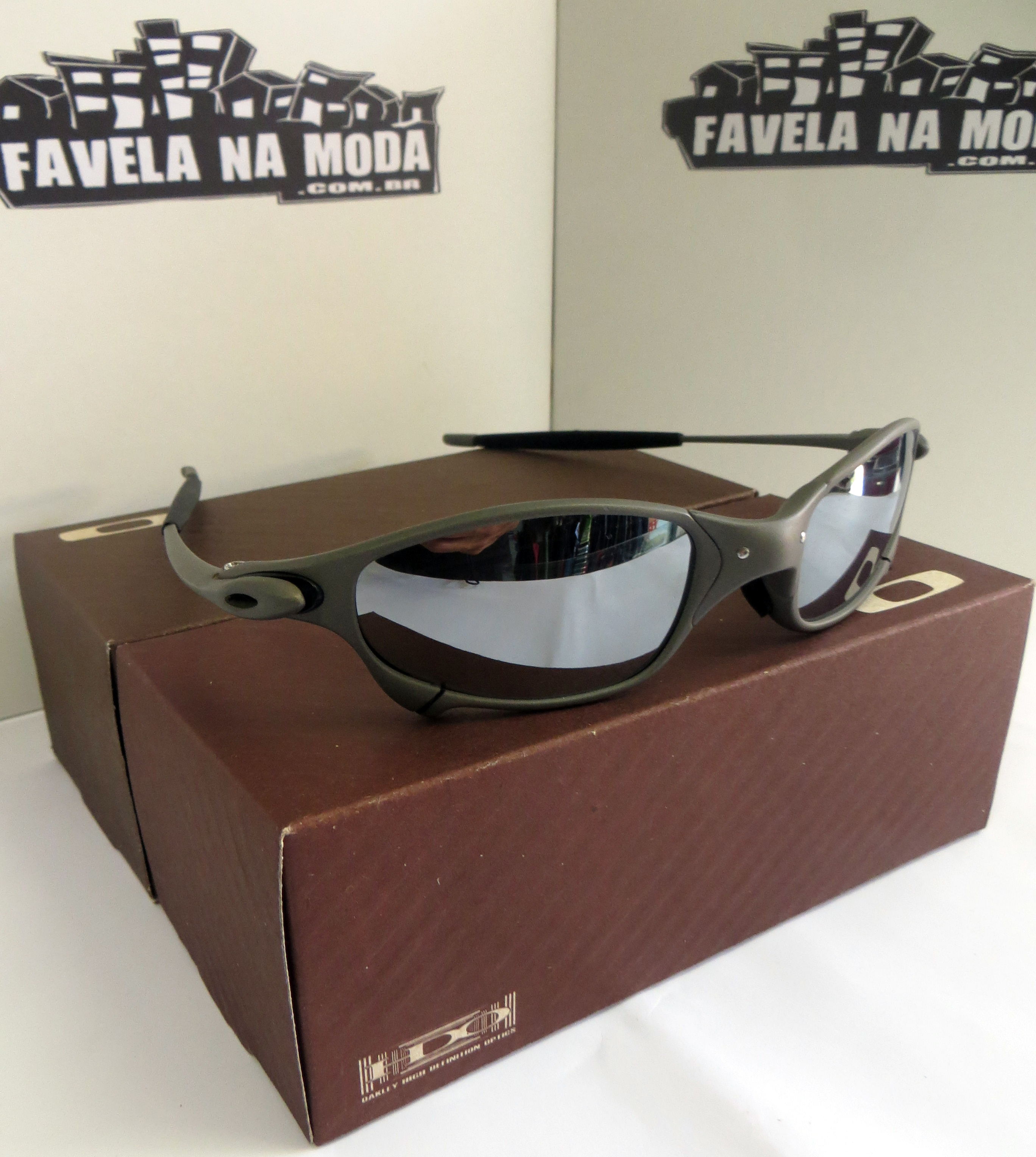 Oculos oakley juliet preta